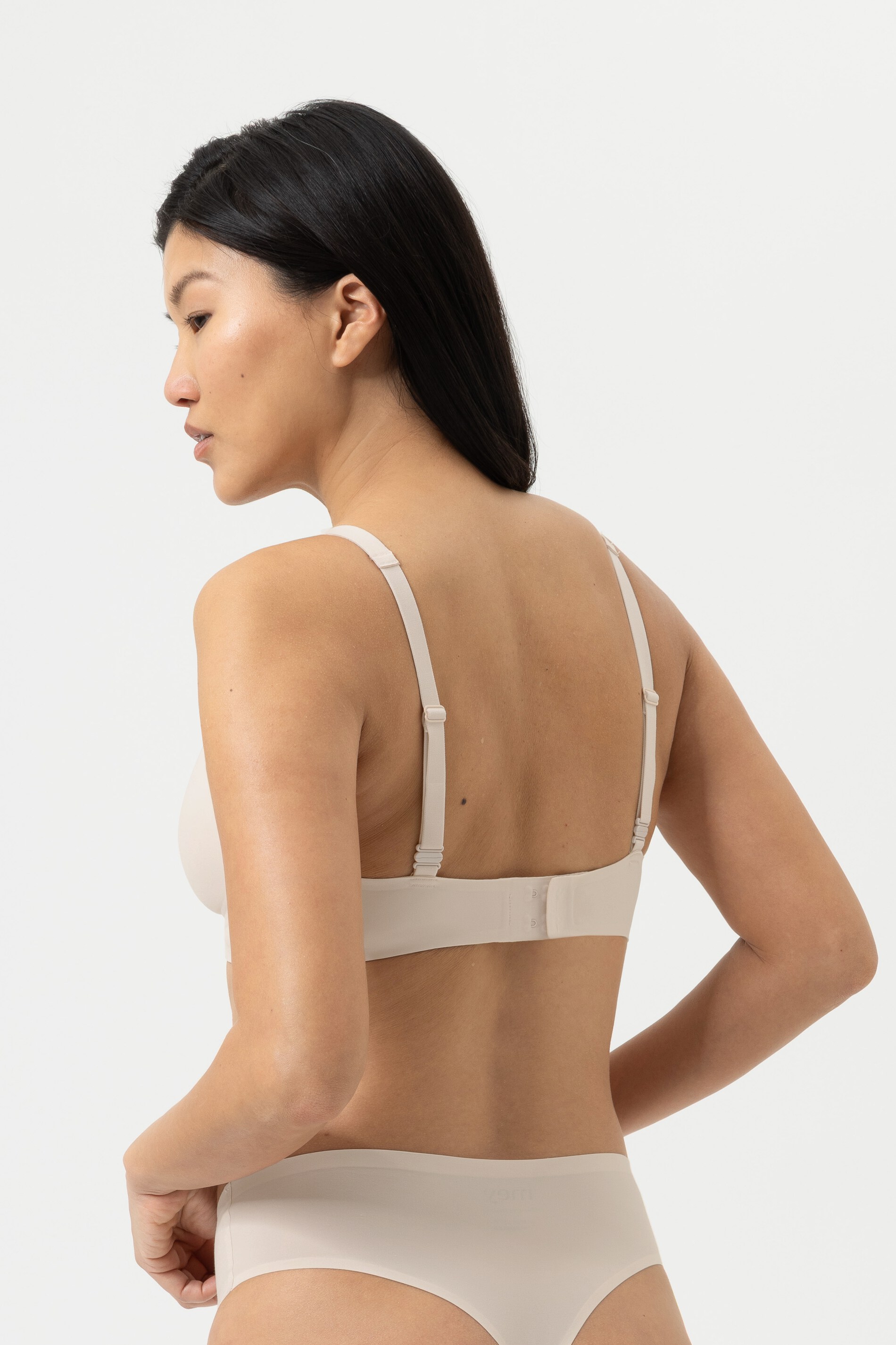 MEY (Simply better invisibles) Triangle bra «Bailey»