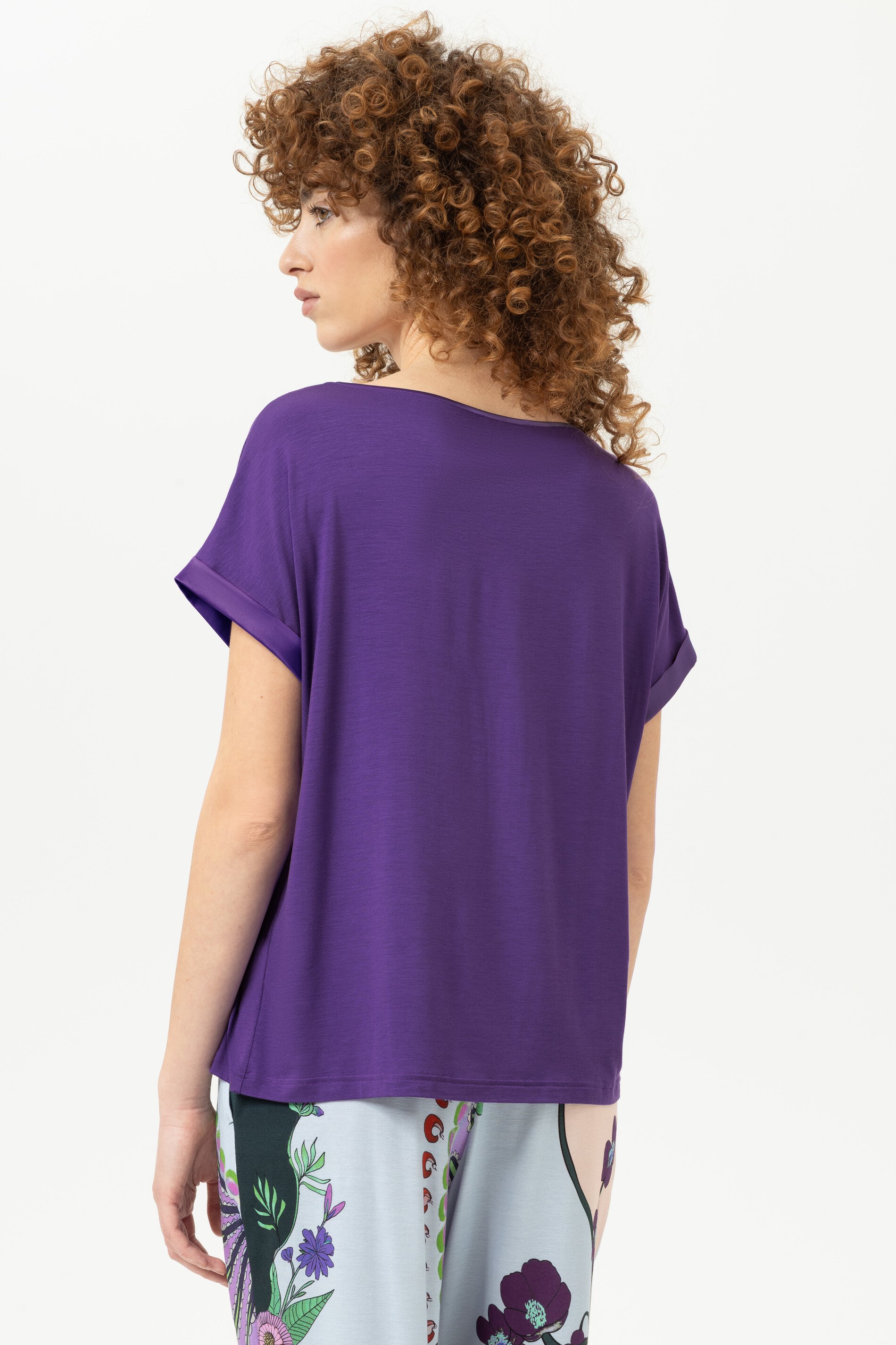MEY (Pure chic) Футболка «Electric purple»