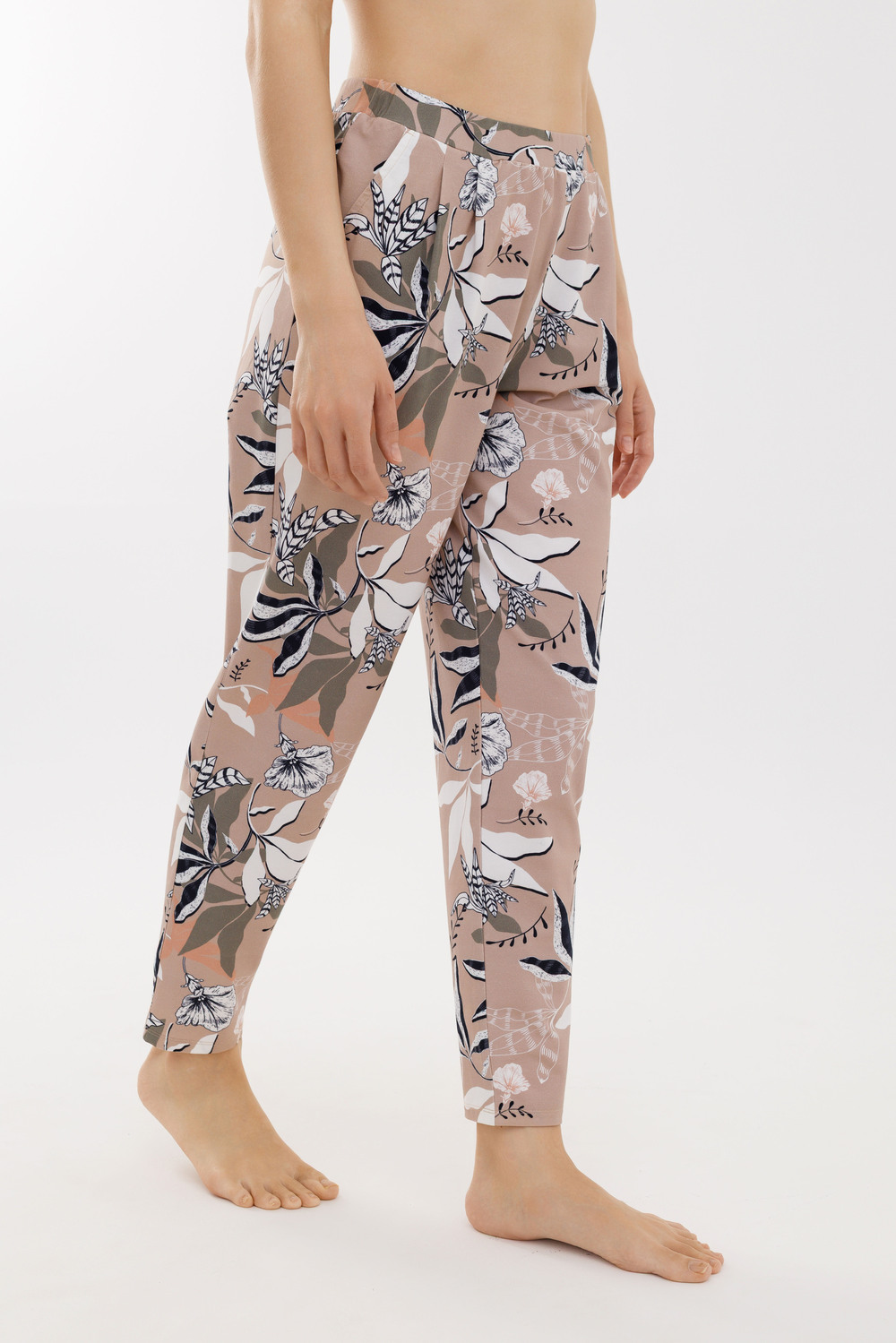 Брюки зауженные «Орнамент тишины»