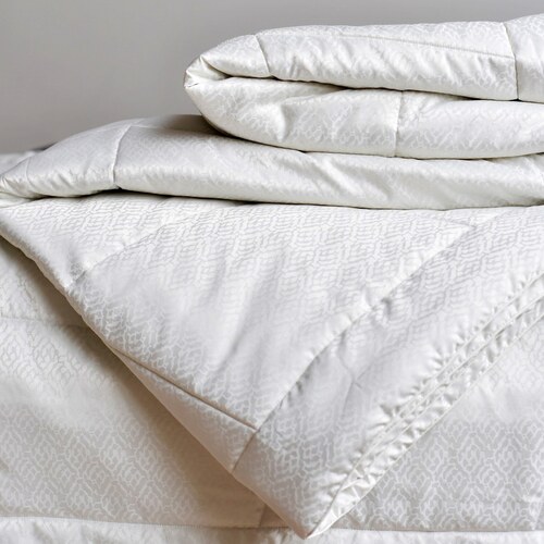 Одеяло «CASHMERE SIESTA» Одеяло «CASHMERE SIESTA»