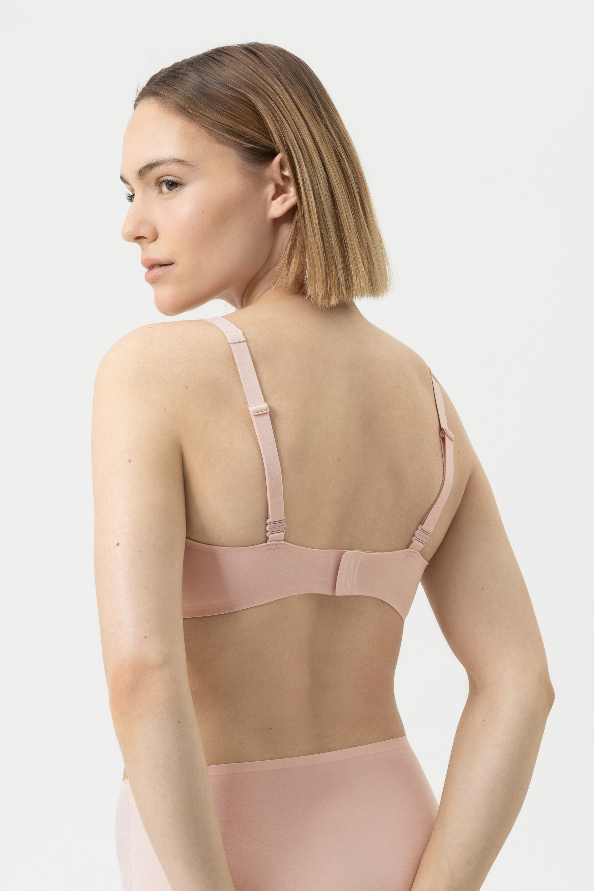 MEY (Simply better invisibles) Triangle bra «Blossom»