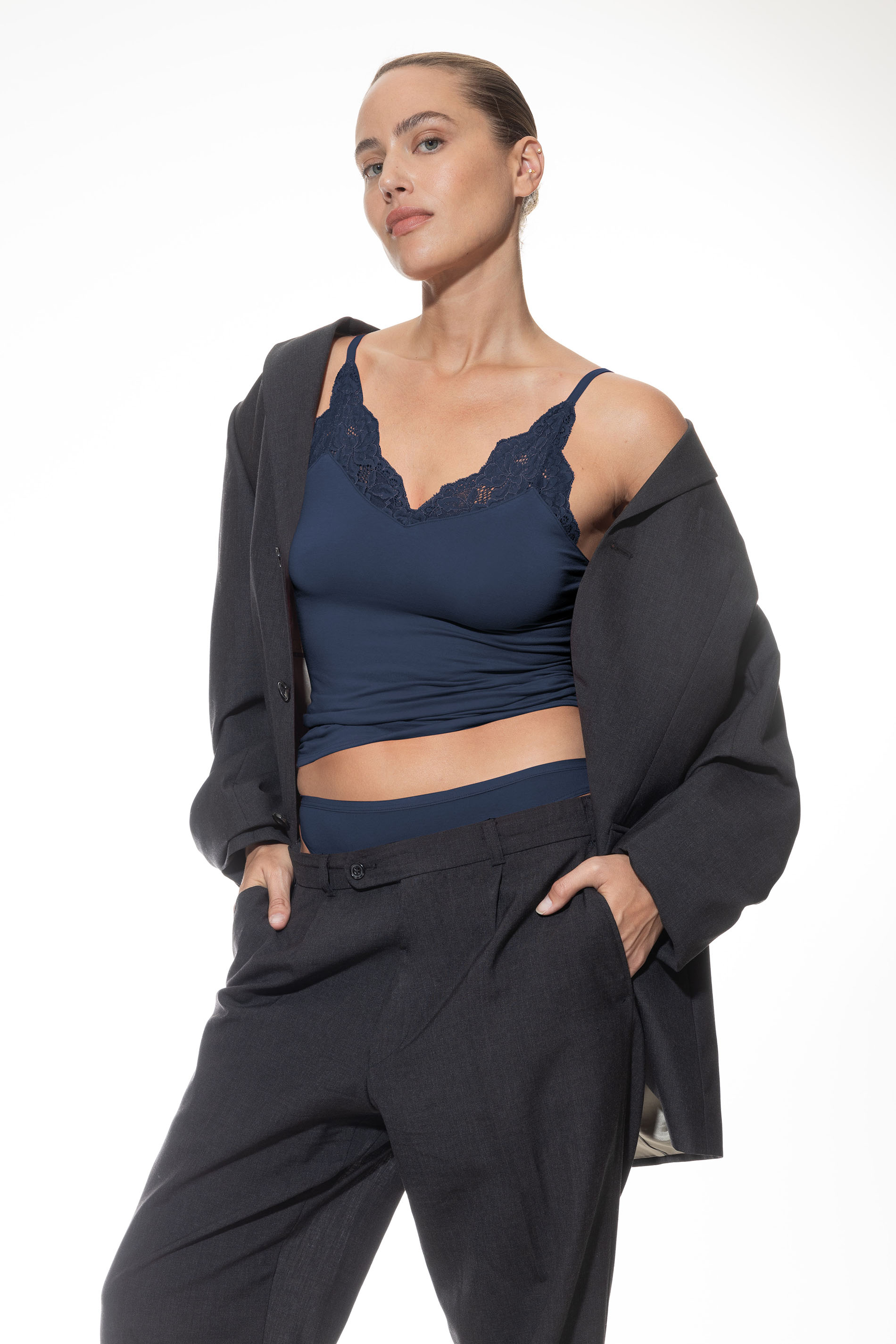 MEY (Organic cotton) Топ с кружевом «Deep shadow»