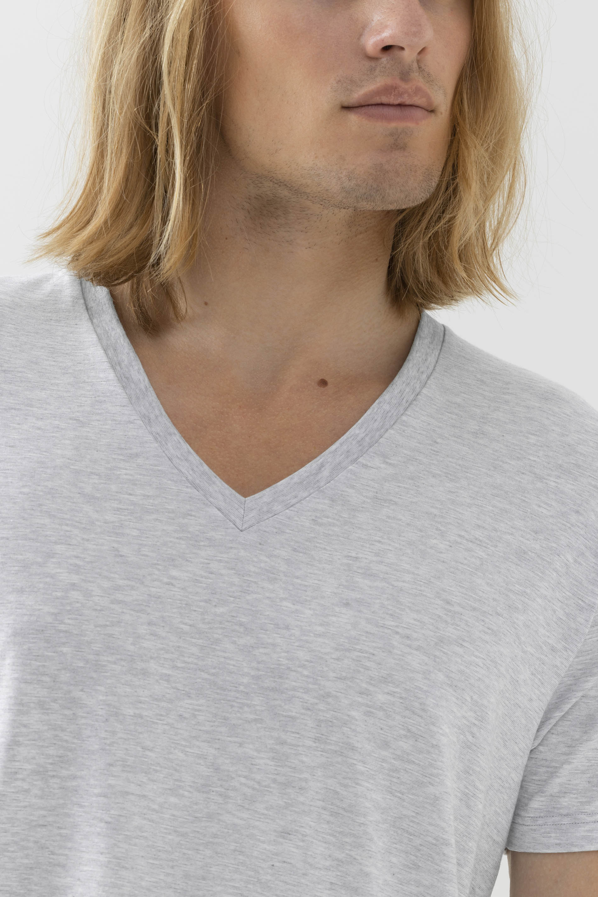 MEY (Dry Cotton) Футболка с V вырезом «Light grey melange»