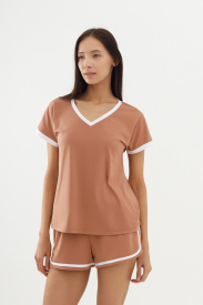 Футболка V «Мокко мусс»
