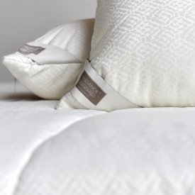 Подушка «CASHMERE SIESTA»