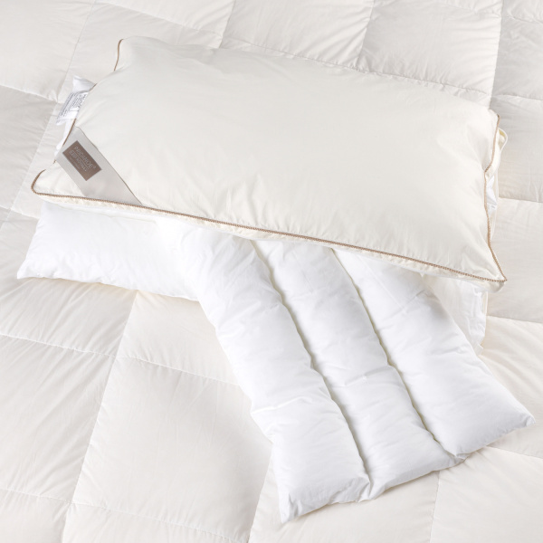 Подушка «Адаптсофт» с белым кантом