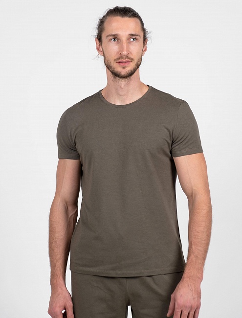 Мужская футболка оливковая с круглым вырезом