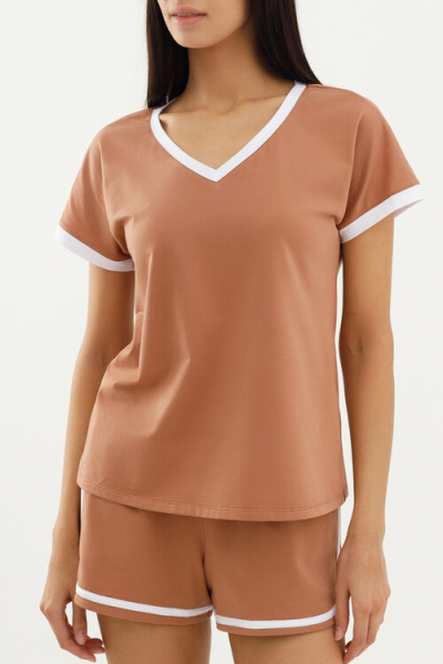 Футболка V «Мокко мусс»