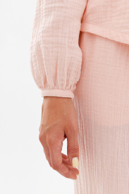 Рубашка с рюшей «Розовый налив»