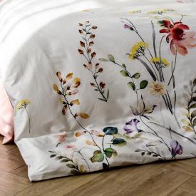 Комплект постельного белья «Rose Amore» Комплект постельного белья «Rose Amore»