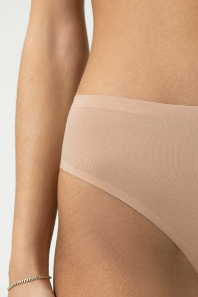 MEY (Simply better invisibles) Трусы thong с выс. талией «Cream tan»